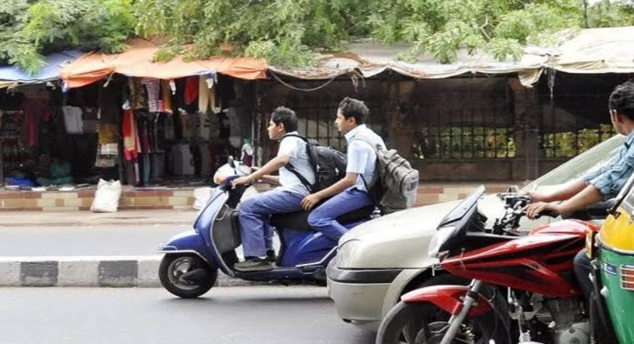 പ്രായപൂർത്തിയാകാത്തവർ വാഹനം ഓടിച്ചാൽ പിഴ 25000 ; രക്ഷിതാക്കളും കുടുങ്ങും ; ജൂൺ ഒന്നുമുതൽ പുതിയ നിയമം പ്രായപൂർത്തിയാകാത്തവർ വാഹനം ഓടിച്ചാൽ പിഴ 25000 ; രക്ഷിതാക്കളും കുടുങ്ങും ; ജൂൺ ഒന്നുമുതൽ പുതിയ നിയമം