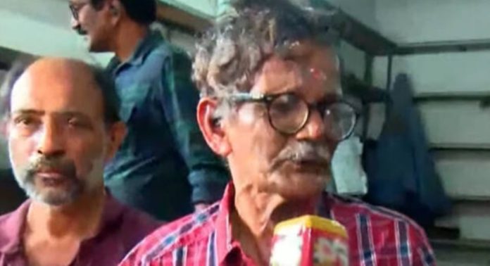 കേരളം കാത്തിരുന്ന ഭാഗ്യവാനെ കണ്ടെത്തി ; വിഷു ബമ്പർ 12 കോടി ആലപ്പുഴ സ്വദേശിക്ക് കേരളം കാത്തിരുന്ന ഭാഗ്യവാനെ കണ്ടെത്തി ; വിഷു ബമ്പർ 12 കോടി ആലപ്പുഴ സ്വദേശിക്ക്