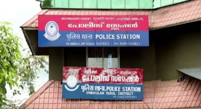 അവയവക്കടത്ത് കേസ് : പ്രതിയുടെ വിരലടയാളം ശേഖരിച്ചു ; മറ്റു കേസുകളിൽ ഉൾപ്പെട്ടിട്ടുണ്ടോ എന്നും പരിശോധന അവയവക്കടത്ത് കേസ് : പ്രതിയുടെ വിരലടയാളം ശേഖരിച്ചു ; മറ്റു കേസുകളിൽ ഉൾപ്പെട്ടിട്ടുണ്ടോ എന്നും പരിശോധന