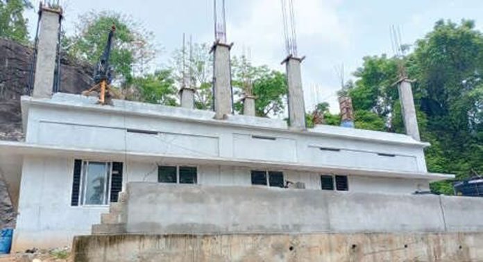 ജില്ലാ ആസ്ഥാനത്ത് നിർമിക്കുന്ന ഭക്ഷ്യസുരക്ഷാ ലാബിന്റെ രണ്ടാംഘട്ട പ്രവർത്തനങ്ങൾ ആരംഭിച്ചു ജില്ലാ ആസ്ഥാനത്ത് നിർമിക്കുന്ന ഭക്ഷ്യസുരക്ഷാ ലാബിന്റെ രണ്ടാംഘട്ട പ്രവർത്തനങ്ങൾ ആരംഭിച്ചു