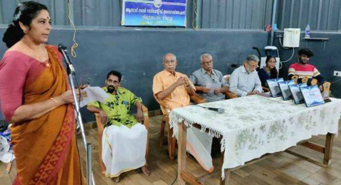 എസ്എസ്എല്സി, പ്ലസ് ടു പരീക്ഷകളില് ഉന്നതവിജയം നേടിയ വിദ്യാർത്ഥികളെ അനുമോദിച്ചു എസ്എസ്എല്സി, പ്ലസ് ടു പരീക്ഷകളില് ഉന്നതവിജയം നേടിയ വിദ്യാർത്ഥികളെ അനുമോദിച്ചു