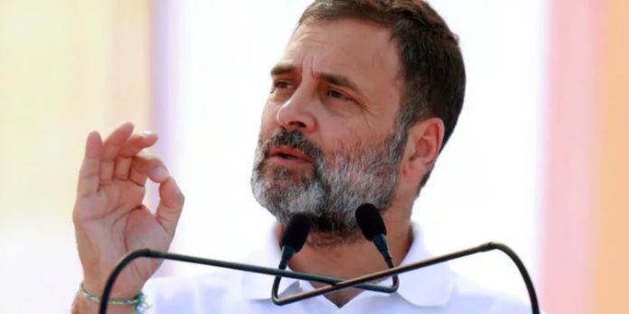 ‘മഹാലക്ഷ്മി സ്കീം’ ആയുധമാക്കി കോണ്ഗ്രസ് ; 40 ലക്ഷം ലഘുലേഖകള് വിതരണത്തിന് ‘മഹാലക്ഷ്മി സ്കീം’ ആയുധമാക്കി കോണ്ഗ്രസ് ; 40 ലക്ഷം ലഘുലേഖകള് വിതരണത്തിന്