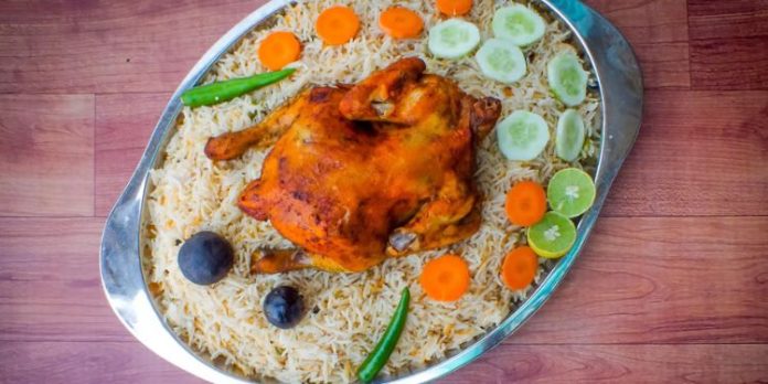 തൃശൂരില് കുഴിമന്തി കഴിച്ചവർക്ക് ശാരീരികാസ്വാസ്ഥ്യം ; 27 പേര് ആശുപത്രിയിൽ തൃശൂരില് കുഴിമന്തി കഴിച്ചവർക്ക് ശാരീരികാസ്വാസ്ഥ്യം ; 27 പേര് ആശുപത്രിയിൽ