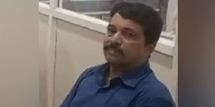 1000 രൂപ കൈക്കൂലി വാങ്ങി ; സീനിയര് സെക്ഷന് ക്ലര്ക്ക് അറസ്റ്റില് 1000 രൂപ കൈക്കൂലി വാങ്ങി ; സീനിയര് സെക്ഷന് ക്ലര്ക്ക് അറസ്റ്റില്