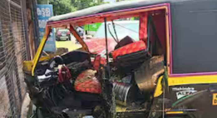 കോട്ടയം ഇല്ലിക്കലിൽ കാറും ഓട്ടോറിക്ഷയും കൂട്ടിയിടിച്ച് രണ്ടു പേർക്ക് ഗുരുതര പരിക്ക് കോട്ടയം ഇല്ലിക്കലിൽ കാറും ഓട്ടോറിക്ഷയും കൂട്ടിയിടിച്ച് രണ്ടു പേർക്ക് ഗുരുതര പരിക്ക്