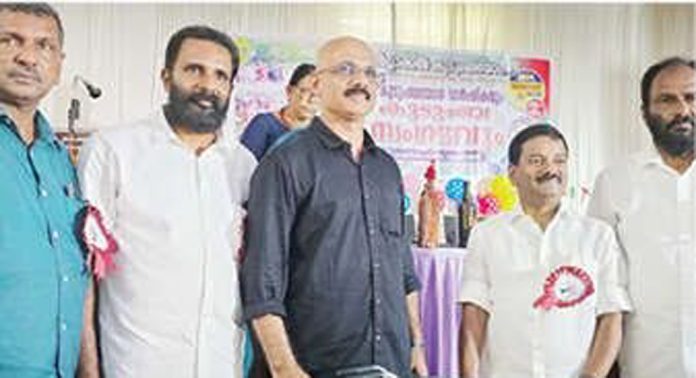അയിരൂർ നാടൻപ്ലാക്കൽ കുടുംബയോഗ വാര്ഷികവും കുടുംബസംഗമവും ഉദ്ഘാടനം ചെയ്തു അയിരൂർ നാടൻപ്ലാക്കൽ കുടുംബയോഗ വാര്ഷികവും കുടുംബസംഗമവും ഉദ്ഘാടനം ചെയ്തു