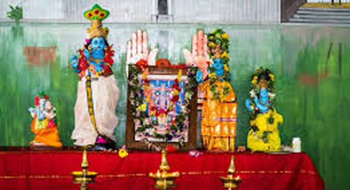 ചെങ്ങരൂർ വെട്ടിഞായത്തിൽ ക്ഷേത്രത്തിലെ ഭാഗവത സപ്താഹയജ്ഞം ഇന്ന് തുടങ്ങും ചെങ്ങരൂർ വെട്ടിഞായത്തിൽ ക്ഷേത്രത്തിലെ ഭാഗവത സപ്താഹയജ്ഞം ഇന്ന് തുടങ്ങും