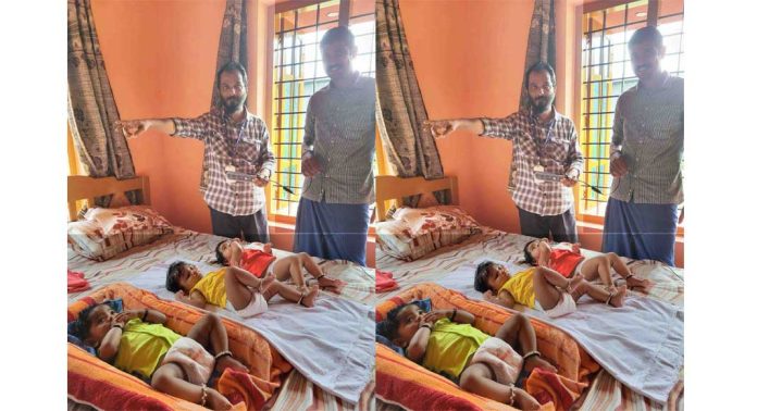 ഒന്നിച്ചു പിറന്നവര്ക്ക് ഒരുമിച്ച് ആധാര് ഒന്നിച്ചു പിറന്നവര്ക്ക് ഒരുമിച്ച് ആധാര്