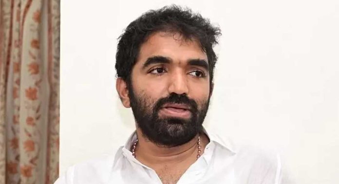 കോട്ടയം മെഡിക്കൽ കോളേജ് അപകടം ജില്ല കളക്ടർ അന്വേഷിക്കുന്നതിനെതിരെ ചാണ്ടി ഉമ്മൻ എംഎൽഎ കോട്ടയം മെഡിക്കൽ കോളേജ് അപകടം ജില്ല കളക്ടർ അന്വേഷിക്കുന്നതിനെതിരെ ചാണ്ടി ഉമ്മൻ എംഎൽഎ