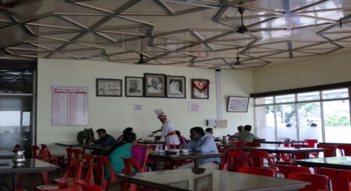 59 വർഷം കൊല്ലത്ത് സ്നേഹം വിളമ്പിയ ഇന്ത്യൻ കോഫി ഹൗസ് ഇനി ഓർമ 59 വർഷം കൊല്ലത്ത് സ്നേഹം വിളമ്പിയ ഇന്ത്യൻ കോഫി ഹൗസ് ഇനി ഓർമ