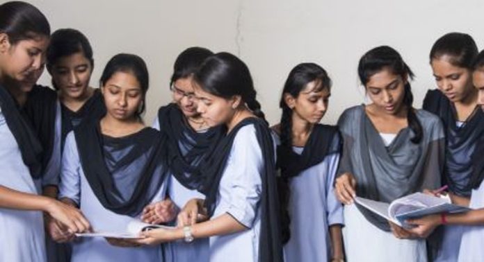 ഹയർ സെക്കൻഡറി , വി.എച്ച്.എസ്.ഇ പരീക്ഷ ഫലം ഇന്ന് പ്രഖ്യാപിക്കും ഹയർ സെക്കൻഡറി , വി.എച്ച്.എസ്.ഇ പരീക്ഷ ഫലം ഇന്ന് പ്രഖ്യാപിക്കും