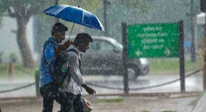 ശക്തമായ മഴയ്ക്ക് സാധ്യത ; പത്തനംതിട്ടയിൽ ഇന്ന് യെല്ലോ അലർട്ട് ശക്തമായ മഴയ്ക്ക് സാധ്യത ; പത്തനംതിട്ടയിൽ ഇന്ന് യെല്ലോ അലർട്ട്