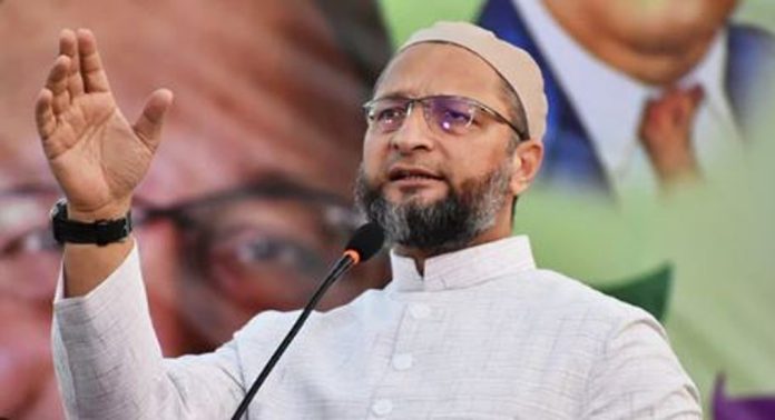 അസദുദ്ദീൻ ഒവൈസിയുടെ വാഹനത്തിന് നേരെ വെടിയുതിർത്ത സംഭവം ; രണ്ടു പേർക്ക് ജാമ്യം അസദുദ്ദീൻ ഒവൈസിയുടെ വാഹനത്തിന് നേരെ വെടിയുതിർത്ത സംഭവം ; രണ്ടു പേർക്ക് ജാമ്യം