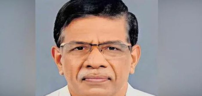 എ.കെ. ബാലന്റെ മുൻ അസിസ്റ്റന്റ് സെക്രട്ടറിയെ മരിച്ച നിലയിൽ കണ്ടെത്തി ; ദുരൂഹത എ.കെ. ബാലന്റെ മുൻ അസിസ്റ്റന്റ് സെക്രട്ടറിയെ മരിച്ച നിലയിൽ കണ്ടെത്തി ; ദുരൂഹത