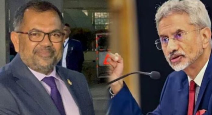 അനുനയിപ്പിക്കാൻ മാലദ്വീപ് വിദേശകാര്യമന്ത്രി ; എസ്. ജയ്ശങ്കറുമായി ഇന്ന് കൂടിക്കാഴ്ച അനുനയിപ്പിക്കാൻ മാലദ്വീപ് വിദേശകാര്യമന്ത്രി ; എസ്. ജയ്ശങ്കറുമായി ഇന്ന് കൂടിക്കാഴ്ച