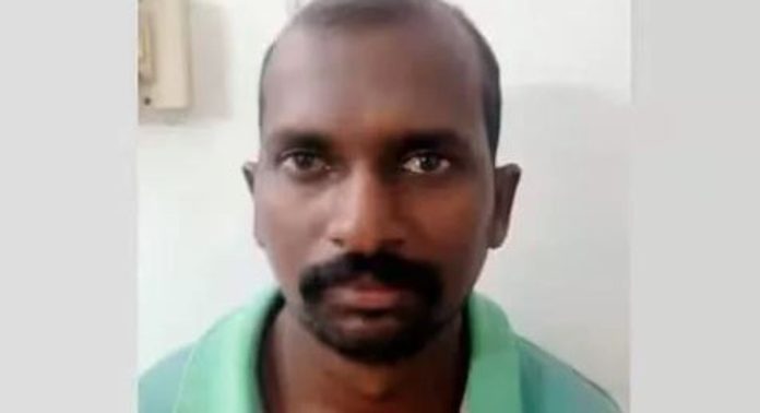 പ്രായപൂർത്തിയാകാത്ത പെൺകുട്ടികൾക്ക് മുന്നിൽ നഗ്നത പ്രദർശനം നടത്തിയ കേസ് ; പ്രതി അറസ്റ്റിൽ പ്രായപൂർത്തിയാകാത്ത പെൺകുട്ടികൾക്ക് മുന്നിൽ നഗ്നത പ്രദർശനം നടത്തിയ കേസ് ; പ്രതി അറസ്റ്റിൽ