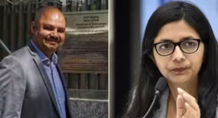 കൈയ്യേറ്റം ചെയ്യപ്പെട്ടന്ന സ്വാതി മലിവാളിൻ്റെ പരാതി ; അരവിന്ദ് കെജ്രിവാളിന്റെ പി.എ ബിഭവ് കുമാറിനെതിരെ പോലീസ് കേസെടുത്തു കൈയ്യേറ്റം ചെയ്യപ്പെട്ടന്ന സ്വാതി മലിവാളിൻ്റെ പരാതി ; അരവിന്ദ് കെജ്രിവാളിന്റെ പി.എ ബിഭവ് കുമാറിനെതിരെ പോലീസ് കേസെടുത്തു