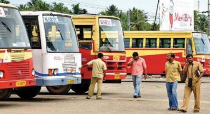 കെ.എസ്.ആർ.ടി.സി.യിൽ ഡ്രൈവർ ക്ഷാമം രൂക്ഷമാകുന്നതായി റിപ്പോർട്ടുകൾ കെ.എസ്.ആർ.ടി.സി.യിൽ ഡ്രൈവർ ക്ഷാമം രൂക്ഷമാകുന്നതായി റിപ്പോർട്ടുകൾ