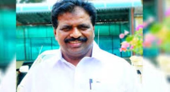 ലോക്സഭാ തെരഞ്ഞെടുപ്പ് ; കൊടിക്കുന്നിൽ സുരേഷും സി.പി.എമ്മും തമ്മിൽ രഹസ്യധാരണയുണ്ടെന്ന ആരോപണം, വിവാദമായേക്കും ലോക്സഭാ തെരഞ്ഞെടുപ്പ് ; കൊടിക്കുന്നിൽ സുരേഷും സി.പി.എമ്മും തമ്മിൽ രഹസ്യധാരണയുണ്ടെന്ന ആരോപണം, വിവാദമായേക്കും