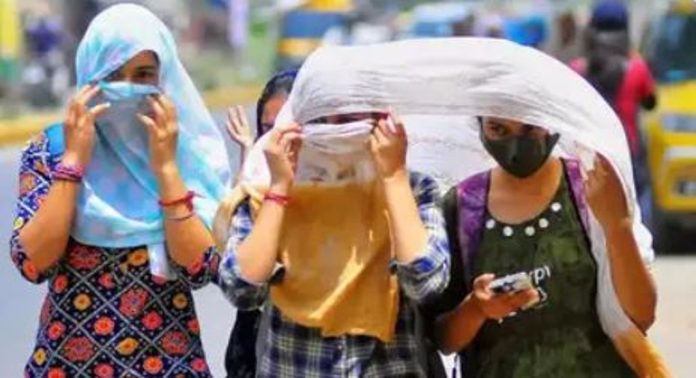 ഉത്തരേന്ത്യയിൽ ഉഷ്ണതരംഗം അതിരൂക്ഷമാകുന്നു ; 12 മരണം, ജാഗ്രത മുന്നറിയിപ്പ് ഉത്തരേന്ത്യയിൽ ഉഷ്ണതരംഗം അതിരൂക്ഷമാകുന്നു ; 12 മരണം, ജാഗ്രത മുന്നറിയിപ്പ്