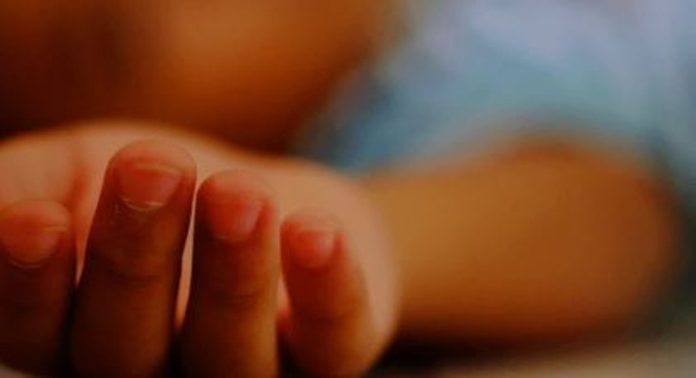 സ്കൂൾ മതിലിടിഞ്ഞുവീണ് അപകടം ; വിദ്യാർഥി മരിച്ചു സ്കൂൾ മതിലിടിഞ്ഞുവീണ് അപകടം ; വിദ്യാർഥി മരിച്ചു