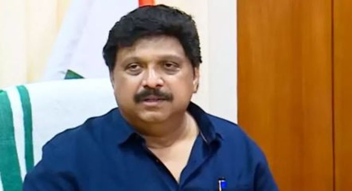 മനുഷ്യ ജീവനാണ് വലുത്, മിന്നൽ വേഗത്തിലുള്ള ടെസ്റ്റ് ആളെ കൊല്ലാനുള്ള ലൈസൻസ് നൽകൽ ; കെ ബി ഗണേഷ് കുമാർ മനുഷ്യ ജീവനാണ് വലുത്, മിന്നൽ വേഗത്തിലുള്ള ടെസ്റ്റ് ആളെ കൊല്ലാനുള്ള ലൈസൻസ് നൽകൽ ; കെ ബി ഗണേഷ് കുമാർ