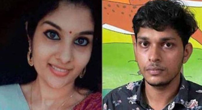 പാനൂർ വിഷ്ണുപ്രിയ വധക്കേസ് ; ശ്യാംജിത്ത് കുറ്റക്കാരനെന്ന് കോടതി പാനൂർ വിഷ്ണുപ്രിയ വധക്കേസ് ; ശ്യാംജിത്ത് കുറ്റക്കാരനെന്ന് കോടതി
