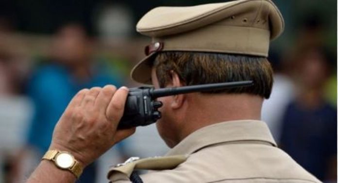കോഴിക്കോട്ട് നവവധുവിനെ ഭര്ത്താവ് മർദിച്ചതായി പരാതി ; പോലീസ് കേസെടുത്തു കോഴിക്കോട്ട് നവവധുവിനെ ഭര്ത്താവ് മർദിച്ചതായി പരാതി ; പോലീസ് കേസെടുത്തു