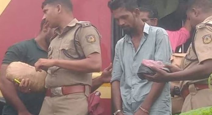 കെ.എസ്.ആര്.ടി.സി ബസിൽ കഞ്ചാവ് കടത്താൻ ശ്രമം ; പ്രതി അറസ്റ്റിൽ കെ.എസ്.ആര്.ടി.സി ബസിൽ കഞ്ചാവ് കടത്താൻ ശ്രമം ; പ്രതി അറസ്റ്റിൽ