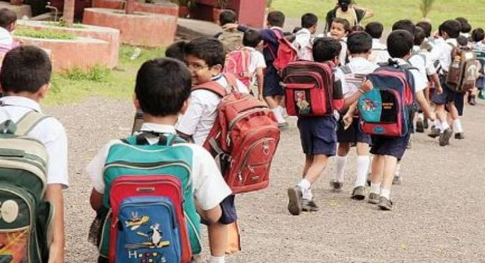 സർക്കാർ സ്കൂളുകളിലെ ഇരുന്നൂറ് അദ്ധ്യാപക തസ്തികകളിൽ നിയമനം നടത്തുന്നില്ല ; കടുത്ത പ്രതിസന്ധിയിൽ സ്കൂളുകൾ സർക്കാർ സ്കൂളുകളിലെ ഇരുന്നൂറ് അദ്ധ്യാപക തസ്തികകളിൽ നിയമനം നടത്തുന്നില്ല ; കടുത്ത പ്രതിസന്ധിയിൽ സ്കൂളുകൾ