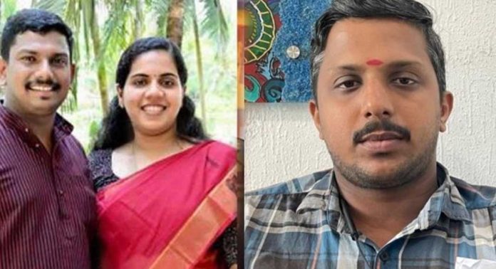 മേയര് ആര്യാ രാജേന്ദ്രനും സച്ചിൻ ദേവ് എംഎൽഎയും അടക്കം 5 പേര്ക്കെതിരെ കന്റോൺമെന്റ് പോലീസ് കേസെടുത്തു മേയര് ആര്യാ രാജേന്ദ്രനും സച്ചിൻ ദേവ് എംഎൽഎയും അടക്കം 5 പേര്ക്കെതിരെ കന്റോൺമെന്റ് പോലീസ് കേസെടുത്തു