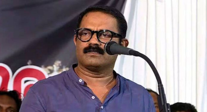 മുസ്ലിം ലീഗിന്റെ സ്ഥാനാർത്ഥിയാകുമെന്ന് കരുതുന്ന കെ എം ഷാജിയ്ക്കെതിരെ പോസ്റ്ററുകൾ മുസ്ലിം ലീഗിന്റെ സ്ഥാനാർത്ഥിയാകുമെന്ന് കരുതുന്ന കെ എം ഷാജിയ്ക്കെതിരെ പോസ്റ്ററുകൾ