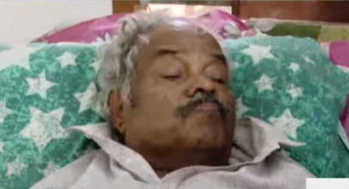 കിടപ്പുരോഗിയായ അച്ഛനെ ഉപേക്ഷിച്ച മകൻ വേളാങ്കണ്ണിയിലെന്ന് പോലീസ്, വയോധികനെ സഹോദരന്റെ വീട്ടിലേക്ക് മാറ്റും കിടപ്പുരോഗിയായ അച്ഛനെ ഉപേക്ഷിച്ച മകൻ വേളാങ്കണ്ണിയിലെന്ന് പോലീസ്, വയോധികനെ സഹോദരന്റെ വീട്ടിലേക്ക് മാറ്റും