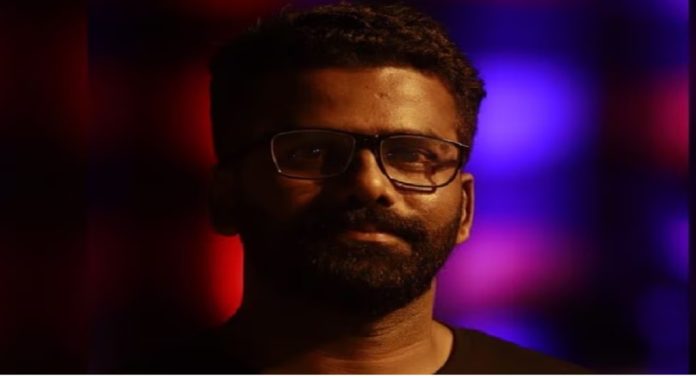 ദൃശ്യം പകർത്തുന്നതിനിടെ കാട്ടാനയുടെ ആക്രമണം ; മാധ്യമപ്രവർത്തകന് ദാരുണാന്ത്യം ദൃശ്യം പകർത്തുന്നതിനിടെ കാട്ടാനയുടെ ആക്രമണം ; മാധ്യമപ്രവർത്തകന് ദാരുണാന്ത്യം