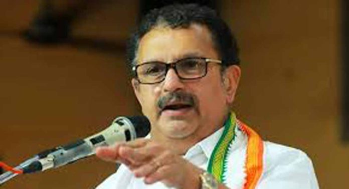 വടകരയിൽ പ്രചരിച്ച കാഫിർ പ്രയോഗത്തിൽ യുഡിഎഫ് കോടതിയെ സമീപിക്കും ; കെ മുരളീധരൻ വടകരയിൽ പ്രചരിച്ച കാഫിർ പ്രയോഗത്തിൽ യുഡിഎഫ് കോടതിയെ സമീപിക്കും ; കെ മുരളീധരൻ