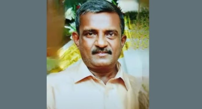 വെള്ളം ഒഴുക്കുന്നതിനെ ചൊല്ലി തർക്കം ; കണ്ണൂരിൽ അയൽവാസിയെ അടിച്ചുകൊന്നു ; അച്ഛനും മക്കളും അറസ്റ്റിൽ വെള്ളം ഒഴുക്കുന്നതിനെ ചൊല്ലി തർക്കം ; കണ്ണൂരിൽ അയൽവാസിയെ അടിച്ചുകൊന്നു ; അച്ഛനും മക്കളും അറസ്റ്റിൽ