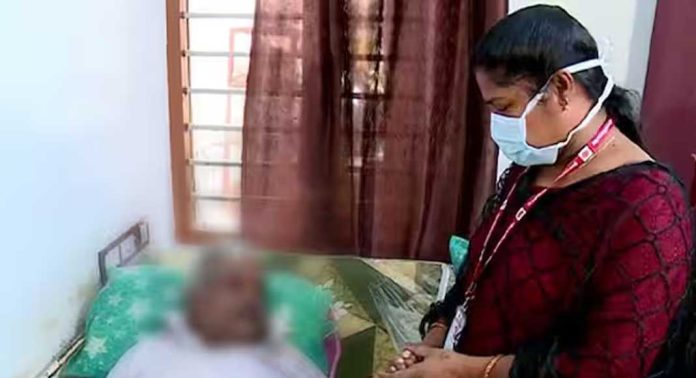 മകൻ വാടകവീട്ടിൽ ഉപേക്ഷിച്ചു പോയ വൃദ്ധനെ സഹോദരൻ്റെ വീട്ടിലേക്ക് മാറ്റി മകൻ വാടകവീട്ടിൽ ഉപേക്ഷിച്ചു പോയ വൃദ്ധനെ സഹോദരൻ്റെ വീട്ടിലേക്ക് മാറ്റി