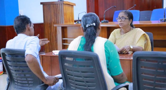 വനിതാ കമ്മിഷന് സിറ്റിംഗ് : 16 പരാതികള് തീര്പ്പാക്കി വനിതാ കമ്മിഷന് സിറ്റിംഗ് : 16 പരാതികള് തീര്പ്പാക്കി