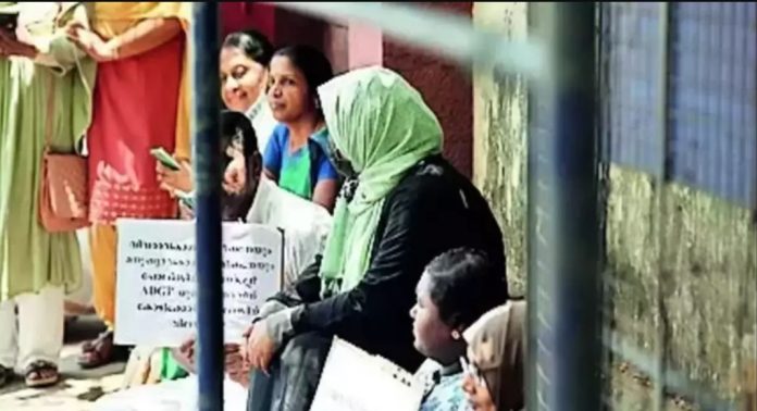 ഐസിയു പീഡനക്കേസിൽ പുനരന്വേഷണത്തിന് തുടക്കം ; അതിജീവിതയിൽ നിന്ന് ഇന്ന് മൊഴിയെടുക്കും ഐസിയു പീഡനക്കേസിൽ പുനരന്വേഷണത്തിന് തുടക്കം ; അതിജീവിതയിൽ നിന്ന് ഇന്ന് മൊഴിയെടുക്കും
