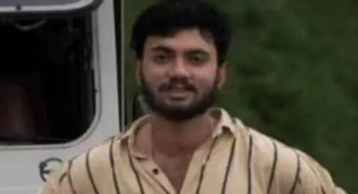 രാത്രിയില് റോഡിന് കുറുകെ വീണു കിടന്ന തെങ്ങില് ബൈക്ക് ഇടിച്ച് പരിക്കേറ്റ് ചികില്സയിലായിരുന്ന യുവാവ് മരിച്ചു രാത്രിയില് റോഡിന് കുറുകെ വീണു കിടന്ന തെങ്ങില് ബൈക്ക് ഇടിച്ച് പരിക്കേറ്റ് ചികില്സയിലായിരുന്ന യുവാവ് മരിച്ചു