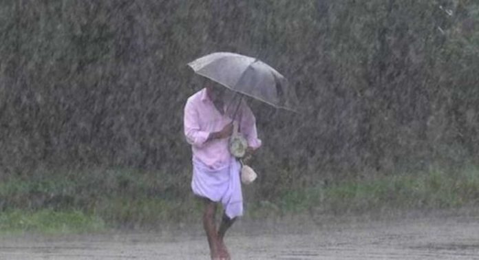 അടുത്ത 3 മണിക്കൂറിൽ പത്തനംതിട്ട അടക്കം ആറു ജില്ലകളിൽ ഇടിമിന്നലോട് കൂടിയ മഴയ്ക്ക് സാധ്യത അടുത്ത 3 മണിക്കൂറിൽ പത്തനംതിട്ട അടക്കം ആറു ജില്ലകളിൽ ഇടിമിന്നലോട് കൂടിയ മഴയ്ക്ക് സാധ്യത