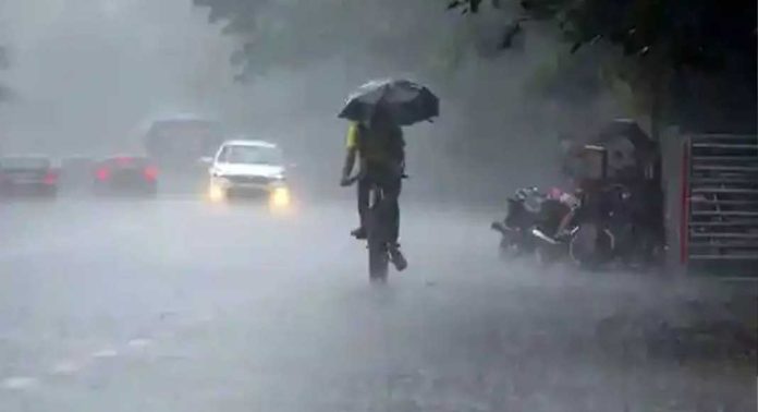 അടുത്ത 3 മണിക്കൂറിൽ തിരുവനന്തപുരം ജില്ലയിൽ ഒറ്റപ്പെട്ടയിടങ്ങളിൽ ശക്തമായ മഴയ്ക്ക് സാധ്യത അടുത്ത 3 മണിക്കൂറിൽ തിരുവനന്തപുരം ജില്ലയിൽ ഒറ്റപ്പെട്ടയിടങ്ങളിൽ ശക്തമായ മഴയ്ക്ക് സാധ്യത