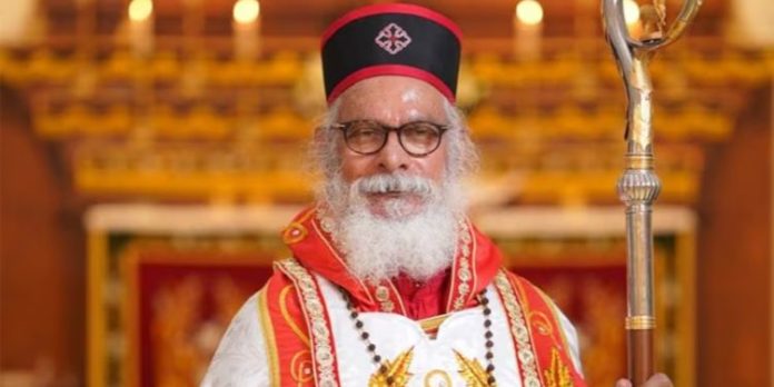 ബിലീവേഴ്സ് ഈസ്റ്റേൺ ചർച്ച് സഭാധ്യക്ഷൻ മാർ അത്തനേഷ്യസ് യോഹാന്റെ മൃതദേഹം തിരുവല്ലയിൽ എത്തിച്ചു ബിലീവേഴ്സ് ഈസ്റ്റേൺ ചർച്ച് സഭാധ്യക്ഷൻ മാർ അത്തനേഷ്യസ് യോഹാന്റെ മൃതദേഹം തിരുവല്ലയിൽ എത്തിച്ചു