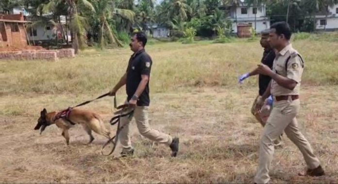 ‘മലയാളം സംസാരിക്കുന്ന മെലിഞ്ഞ ആളാണ്’ ; കാസര്കോട് ബാലികയെ തട്ടിക്കൊണ്ട് പോയി പീഡിപ്പിച്ച പ്രതിക്കായി തെരച്ചിൽ ‘മലയാളം സംസാരിക്കുന്ന മെലിഞ്ഞ ആളാണ്’ ; കാസര്കോട് ബാലികയെ തട്ടിക്കൊണ്ട് പോയി പീഡിപ്പിച്ച പ്രതിക്കായി തെരച്ചിൽ