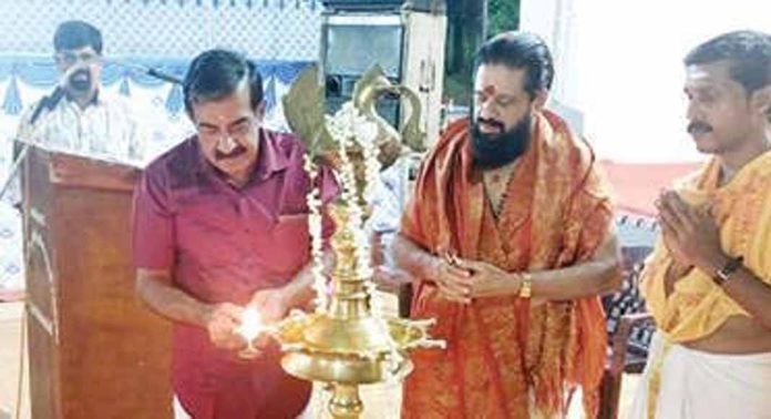 മുത്തൂർ തൃക്കണ്ണപുരം ശ്രീകൃഷ്ണസ്വാമി ക്ഷേത്രത്തിൽ ഭാഗവത സപ്താഹയജ്ഞം തുടങ്ങി മുത്തൂർ തൃക്കണ്ണപുരം ശ്രീകൃഷ്ണസ്വാമി ക്ഷേത്രത്തിൽ ഭാഗവത സപ്താഹയജ്ഞം തുടങ്ങി
