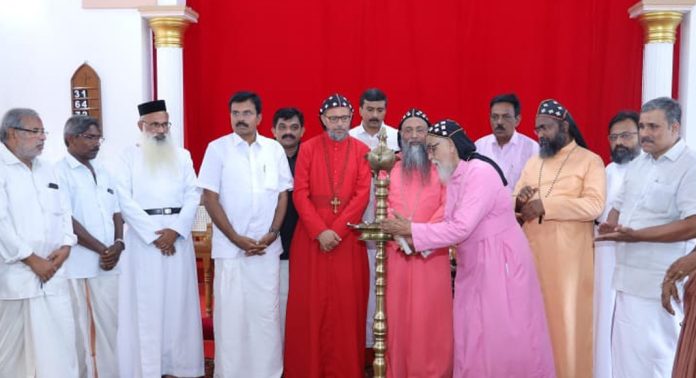 മാർ ക്രിസോസ്റ്റം സ്നേഹത്തിൽ ഏവരെയും ചേർത്തു നിർത്തിയ വിശ്വ പൗരൻ ; മാർ ക്ലീമീസ് വലിയ മെത്രാപ്പോലിത്ത മാർ ക്രിസോസ്റ്റം സ്നേഹത്തിൽ ഏവരെയും ചേർത്തു നിർത്തിയ വിശ്വ പൗരൻ ; മാർ ക്ലീമീസ് വലിയ മെത്രാപ്പോലിത്ത