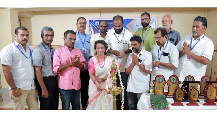 ഓൾ കേരള ഫോട്ടോഗ്രാഫേഴ്സ് അസോസിയേഷൻ പത്തനംതിട്ട വെസ്റ്റ് യൂണിയൻ കുടുംബസംഗമം ഓൾ കേരള ഫോട്ടോഗ്രാഫേഴ്സ് അസോസിയേഷൻ പത്തനംതിട്ട വെസ്റ്റ് യൂണിയൻ കുടുംബസംഗമം