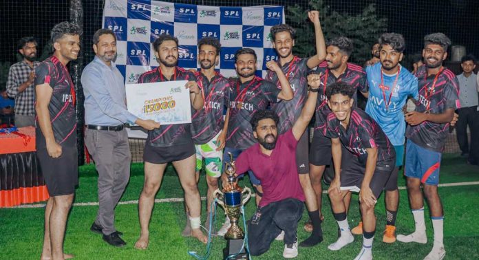 സഹ്യ പ്രീമിയര് ലീഗ് ഫുട്ബോളില് ഐപിക്സ് ടെക്നോളജീസ് ജേതാക്കളായി സഹ്യ പ്രീമിയര് ലീഗ് ഫുട്ബോളില് ഐപിക്സ് ടെക്നോളജീസ് ജേതാക്കളായി