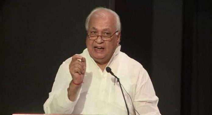 വീണ ജോർജ് കുവൈറ്റിലേക്ക് പോയിട്ട് കാര്യമില്ല ; കേന്ദ്രമന്ത്രി പോയി എല്ലാ ക്രമീകരണങ്ങളും ചെയ്തിട്ടുണ്ട് – ഗവർണർ വീണ ജോർജ് കുവൈറ്റിലേക്ക് പോയിട്ട് കാര്യമില്ല ; കേന്ദ്രമന്ത്രി പോയി എല്ലാ ക്രമീകരണങ്ങളും ചെയ്തിട്ടുണ്ട് – ഗവർണർ