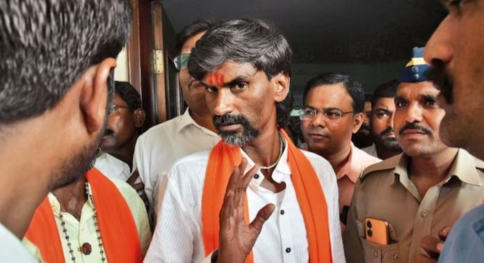 മഹാരാഷ്ട്രയിൽ വീണ്ടും മറാത്ത സമരം മഹാരാഷ്ട്രയിൽ വീണ്ടും മറാത്ത സമരം